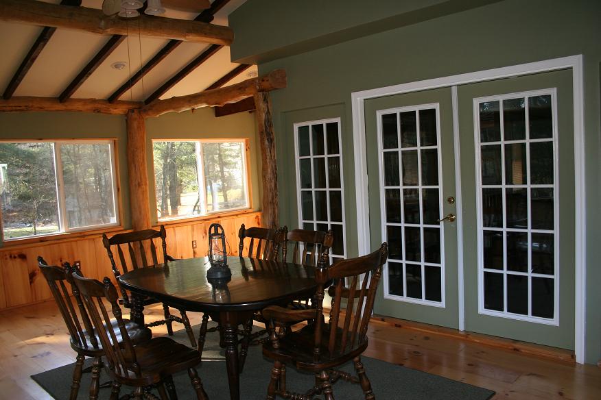 The Homestead - Deck and Sun Room